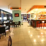 Rmh Raffaello Hotel Modena