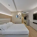 Rmh Raffaello Hotel 4*