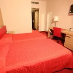 Rmh Raffaello Hotel 4*