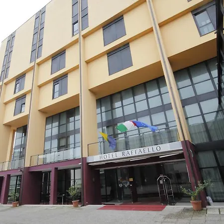 Rmh Raffaello Hotell Modena
