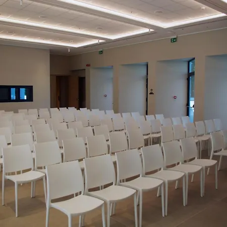 Rmh Raffaello 4* Módena