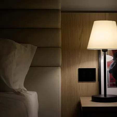 Rmh Raffaello Hotel 4*